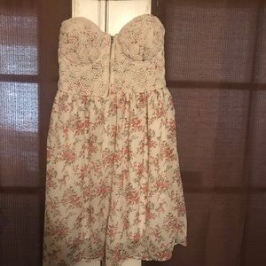 Women’s dress or long shirt